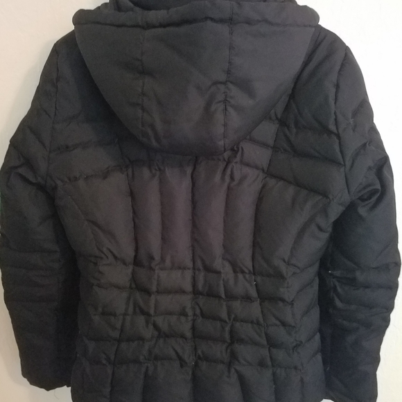 Calvin Klein Puffer Jacket w/ Hood - Picture 5 of 6